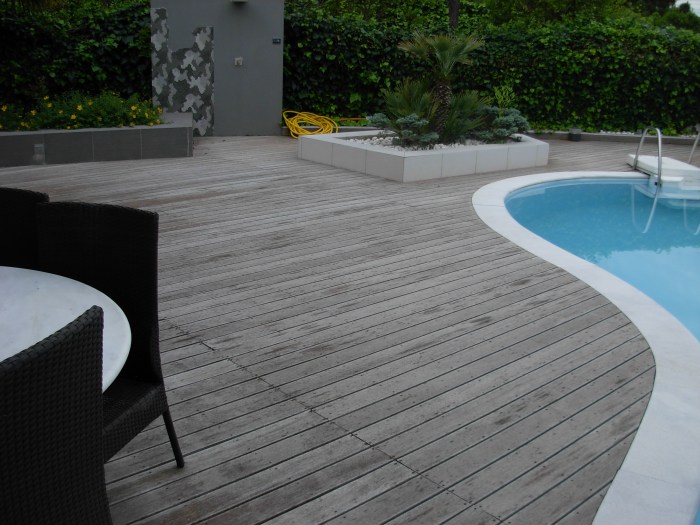 strati_deck_meintenance