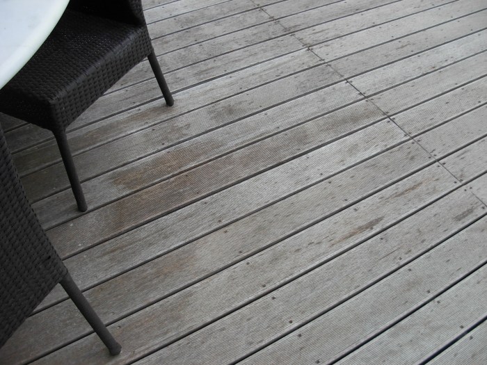 strati_deck_meintenance