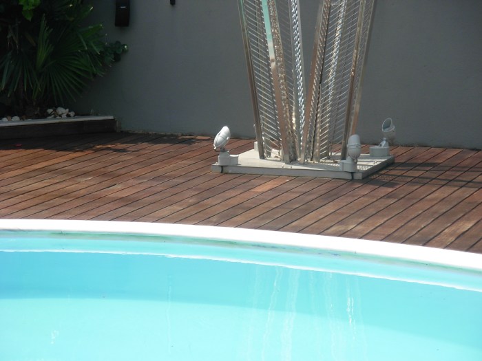 strati_deck_maintenance