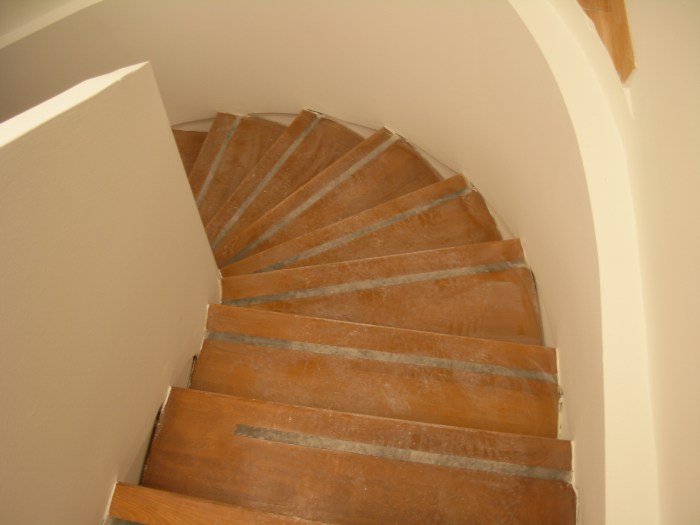 ΣΤΡΑΤΗ ΞΥΛΙΝΑ ΠΑΤΩΜΑΤΑ - ΞΥΣΙΜΟ ΚΑΙ ΓΥΑΛΙΣΜΑ ΗΜΙΜΑΣΙΦ ΔΑΠΕΔΩΝ