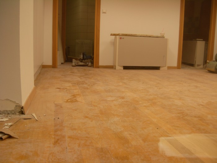 ΣΤΡΑΤΗ ΞΥΛΙΝΑ ΠΑΤΩΜΑΤΑ - ΞΥΣΙΜΟ ΚΑΙ ΓΥΑΛΙΣΜΑ ΗΜΙΜΑΣΙΦ ΔΑΠΕΔΩΝ