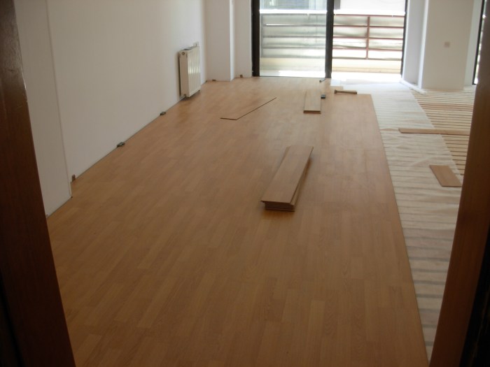 Ηρακλής Στρατής, Βόλος, ειδικό αθλητικό δάπεδο σε σχολή χορού