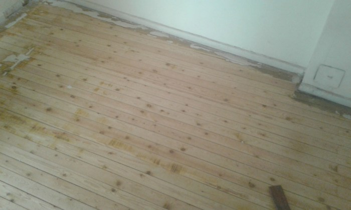 Ηρακλής Στρατής - επισκευή ξύλινα πατώματα