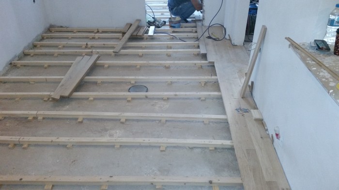 ξύλινο_πάτωμα_εφαρμογή_τοποθέτηση_ηρακλής_στρατής_θέρμη_θεσσαλονίκη